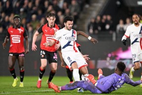 九游体育-关于西亚卡姆爆冷击败巴黎圣日耳曼，出色防守引爆全场！的信息