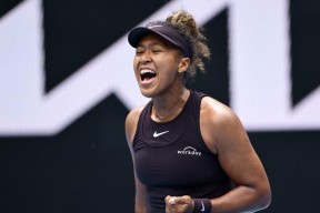 九游体育-大坂直美迎来三赛季高光表现，澳大利亚队球迷沸腾！的简单介绍